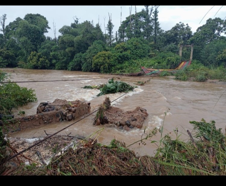 Akibat Jembatan Putus, Perekonomian Lumpuh di Desa Tedeboe Kecamatan Rampi Luwu Utara