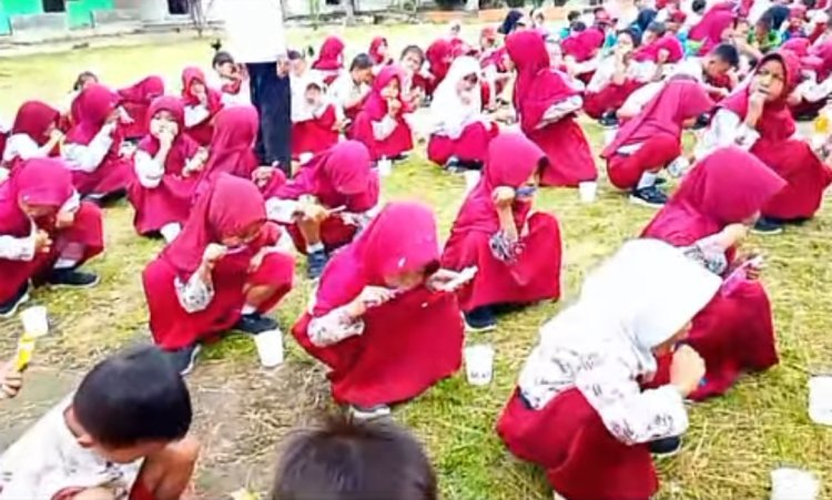 UPT SDN 041 Padang Baebunta,Gelar Kegiatan Sarapan dan Sikat Gigi Bersama Setiap Rabu Pagi